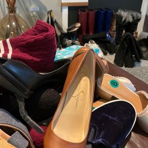 SHOES SHOES SHOES!!!  What a wonderful thing…SHOES.👡👠🥿👟